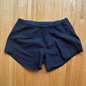 Oiselle Toolbelt Roga Shorts